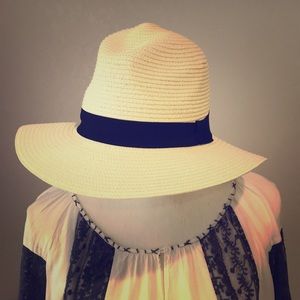 Woman’s sun hat